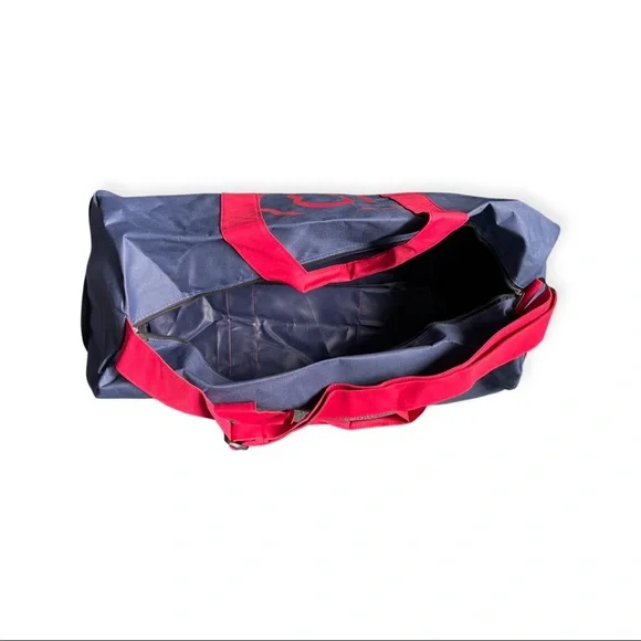 Officially Licensed MLB Boston Braves Duffle Bag - Picture 9 of 11